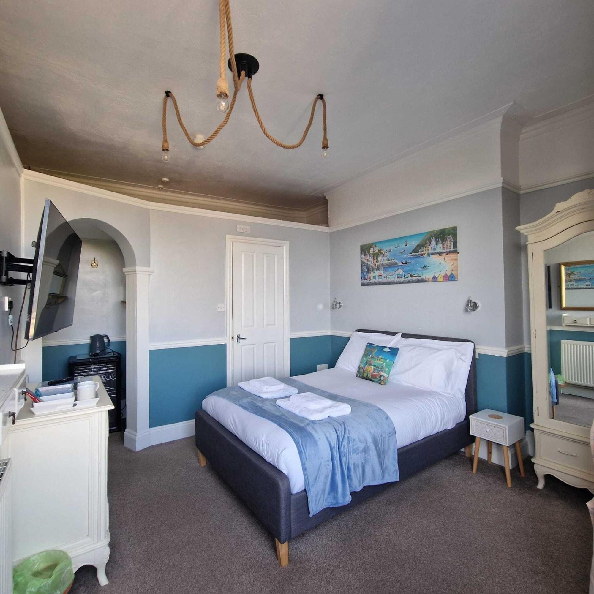 Bayliss Hall Guesthouse Weymouth Exterior photo